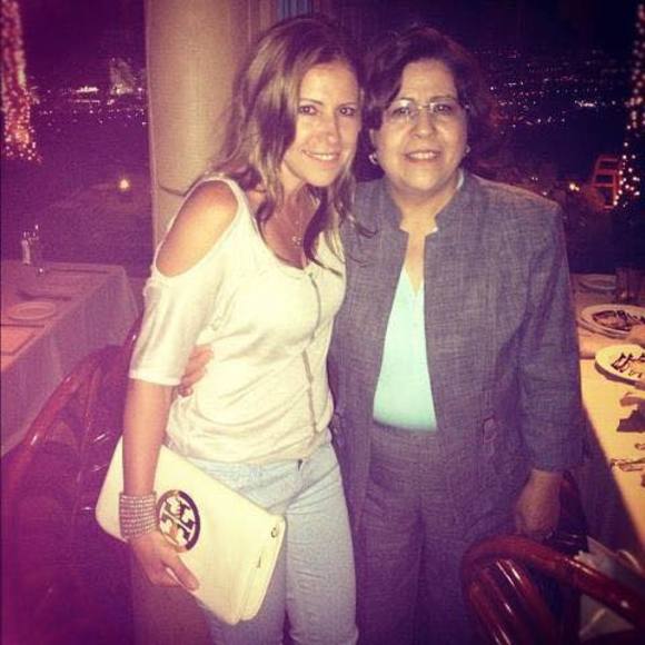 Meet your Posher, Edith - Picture 1 of 1